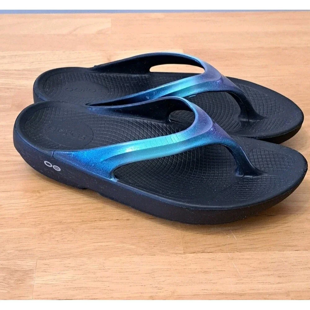 OOFOS Sport Recovery Luxe Sandals Flip Flops Comfort Metallic Blue Womens Sz 10